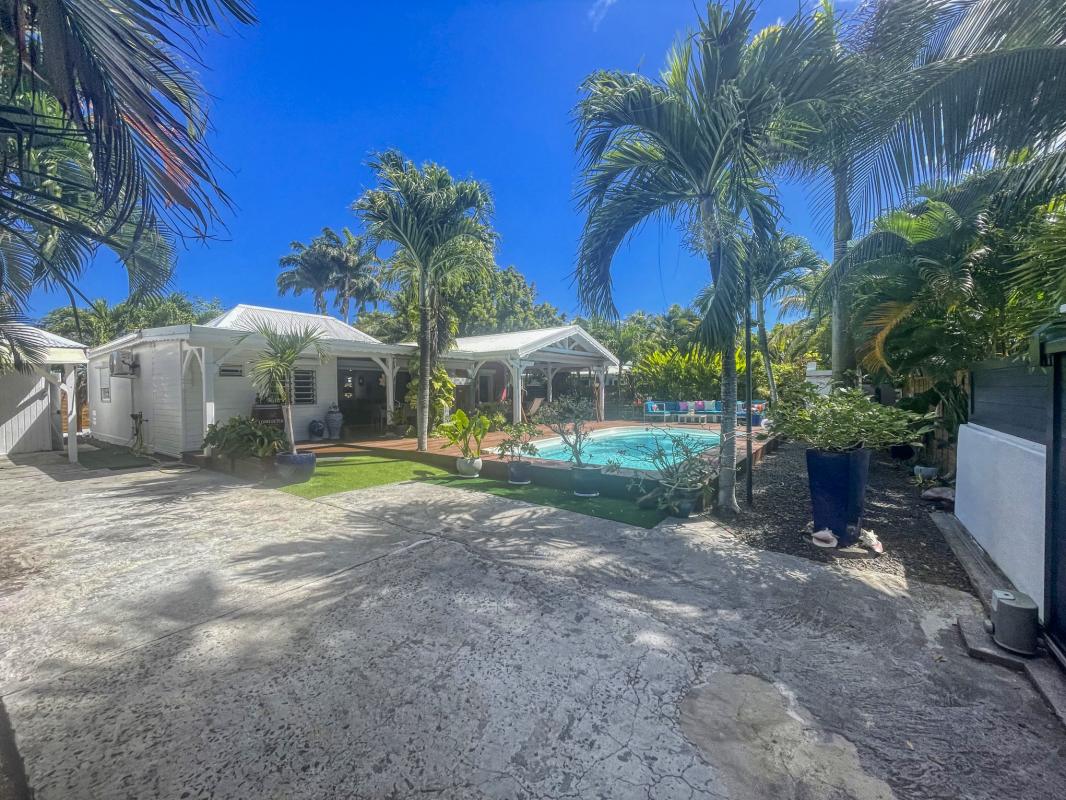 37.Location villa piscine Saint François Guadeloupe_Ensemble